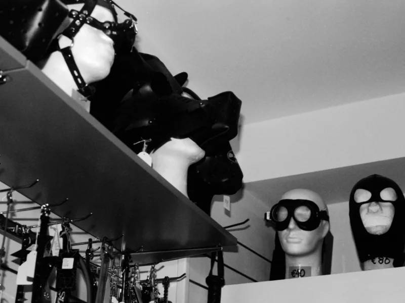 Al Fartukh – B&W Test